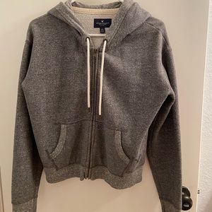 Grey sweatshirt